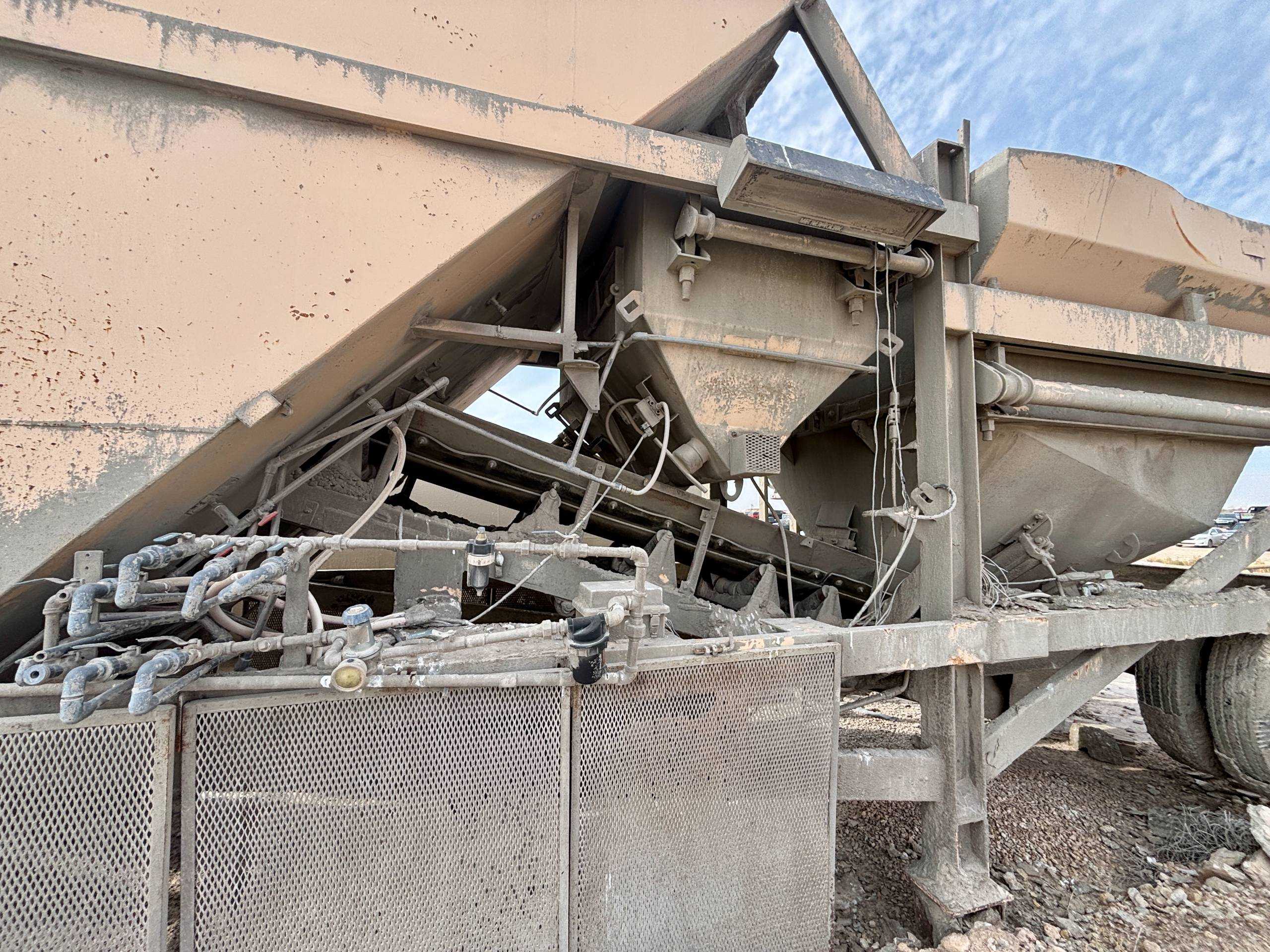 REDI-MIX PLANT - MIXERS