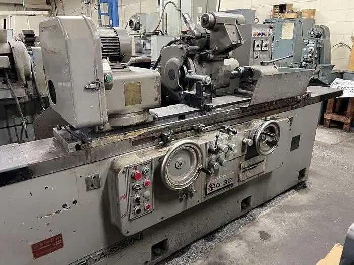 SHIGIYA GUA30-100 12.6" X 40" UNIVERSAL CYLINDRICAL GRINDER W/INTERNAL ATTACHMENT - CYLINDRICAL GRINDERS