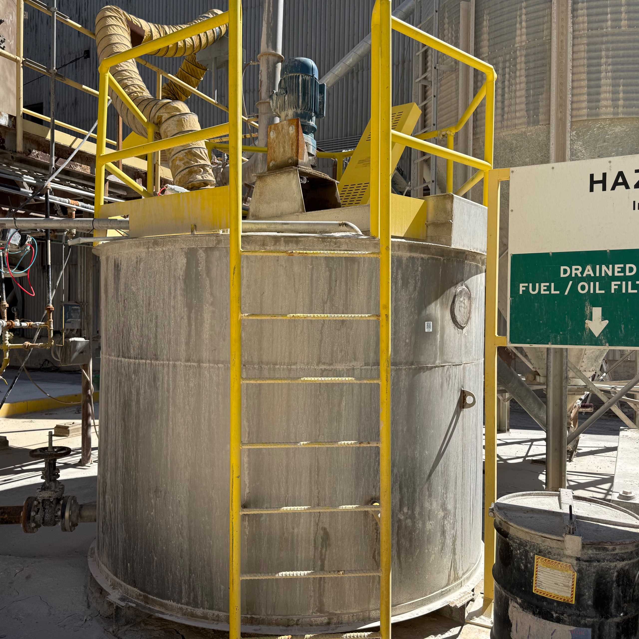 WATER MIXER TANK - TANKS