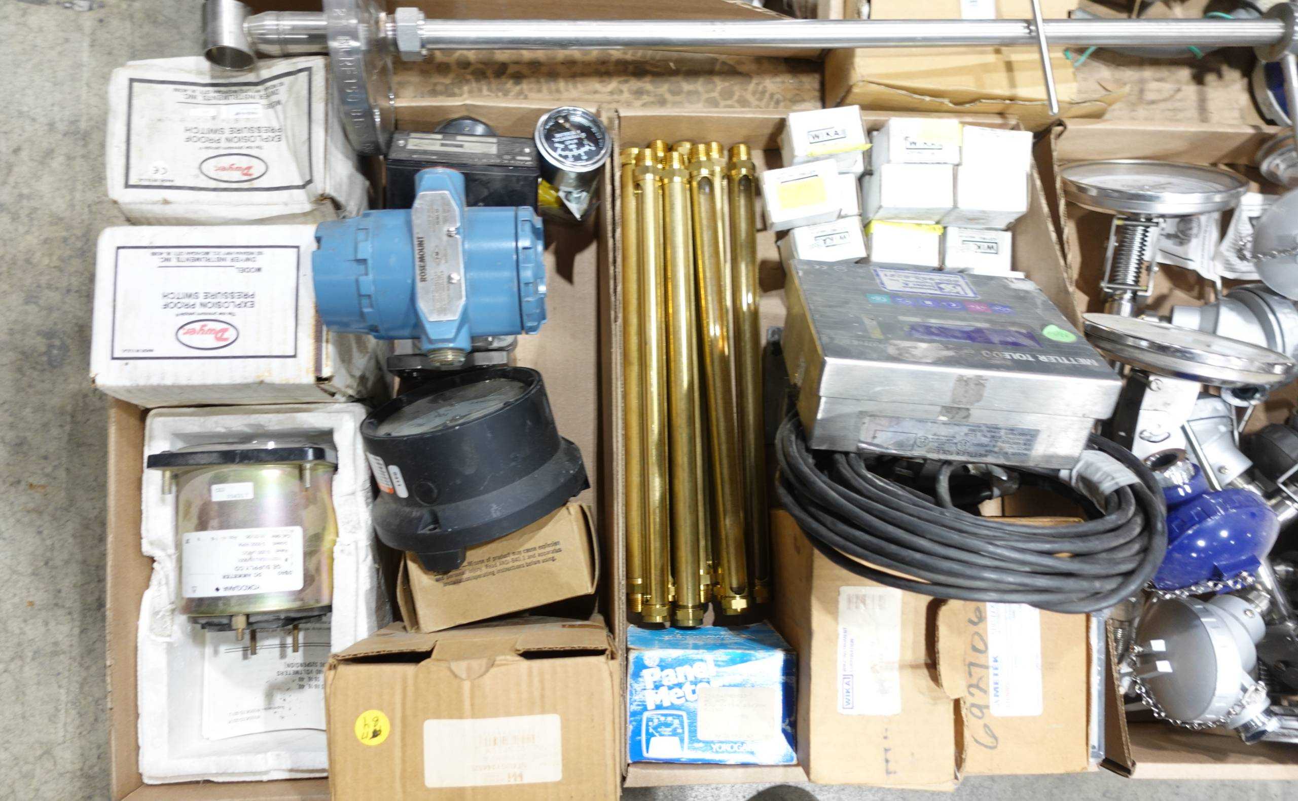 4 PALLETS OF ASSORTED INSTRUMENTATION, DELTA V, DWYER, HONEYWELL, HACH, FOXBORO, EMERSON - INSTRUMENTATION