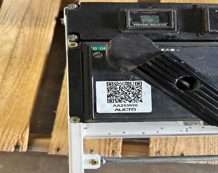 EATON HMCP CIRCUIT BREAKER - CIRCUIT BREAKERS