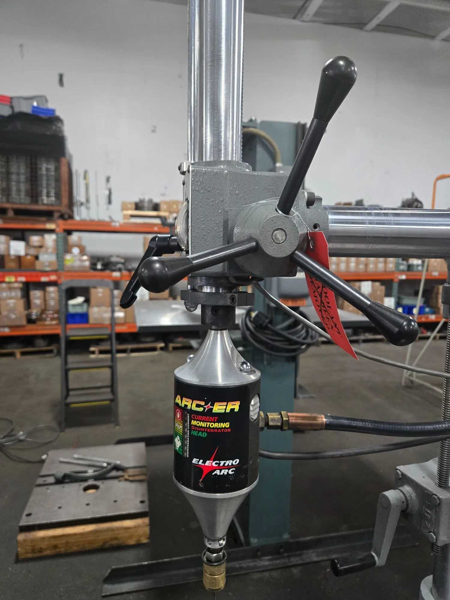 ELECTRO-ARC 25A/2SA TAP DISINTEGRATOR, 10 KVA, 220V/1PH, 26A, 60HZ, 18"X26" TABLE - EDM MACHINES