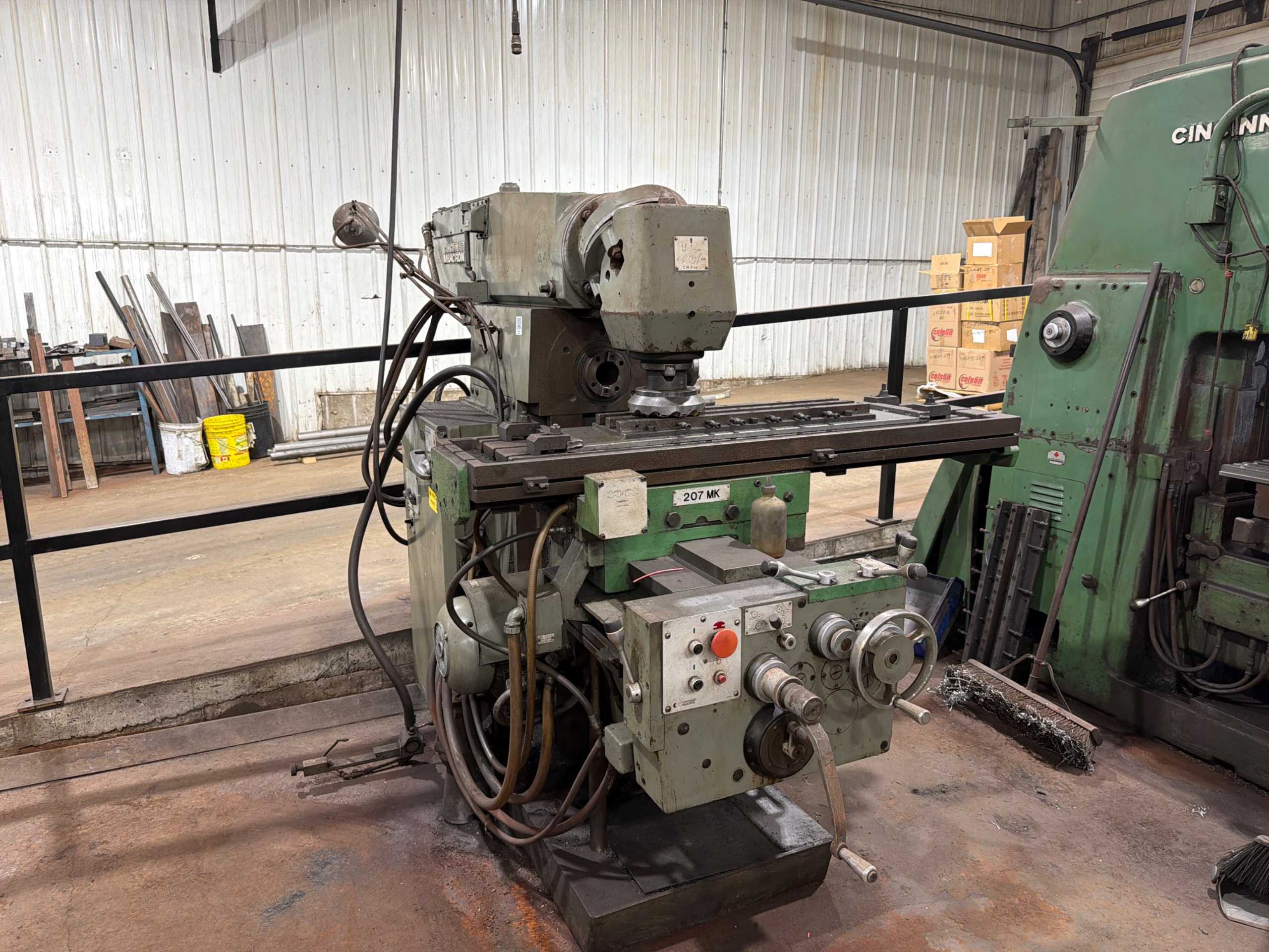 CINCINNATI MILACRON HORIZONTAL MILLING MACHINE 50 TAPER 59" TABLE - HORIZONTAL MILLING MACHINES
