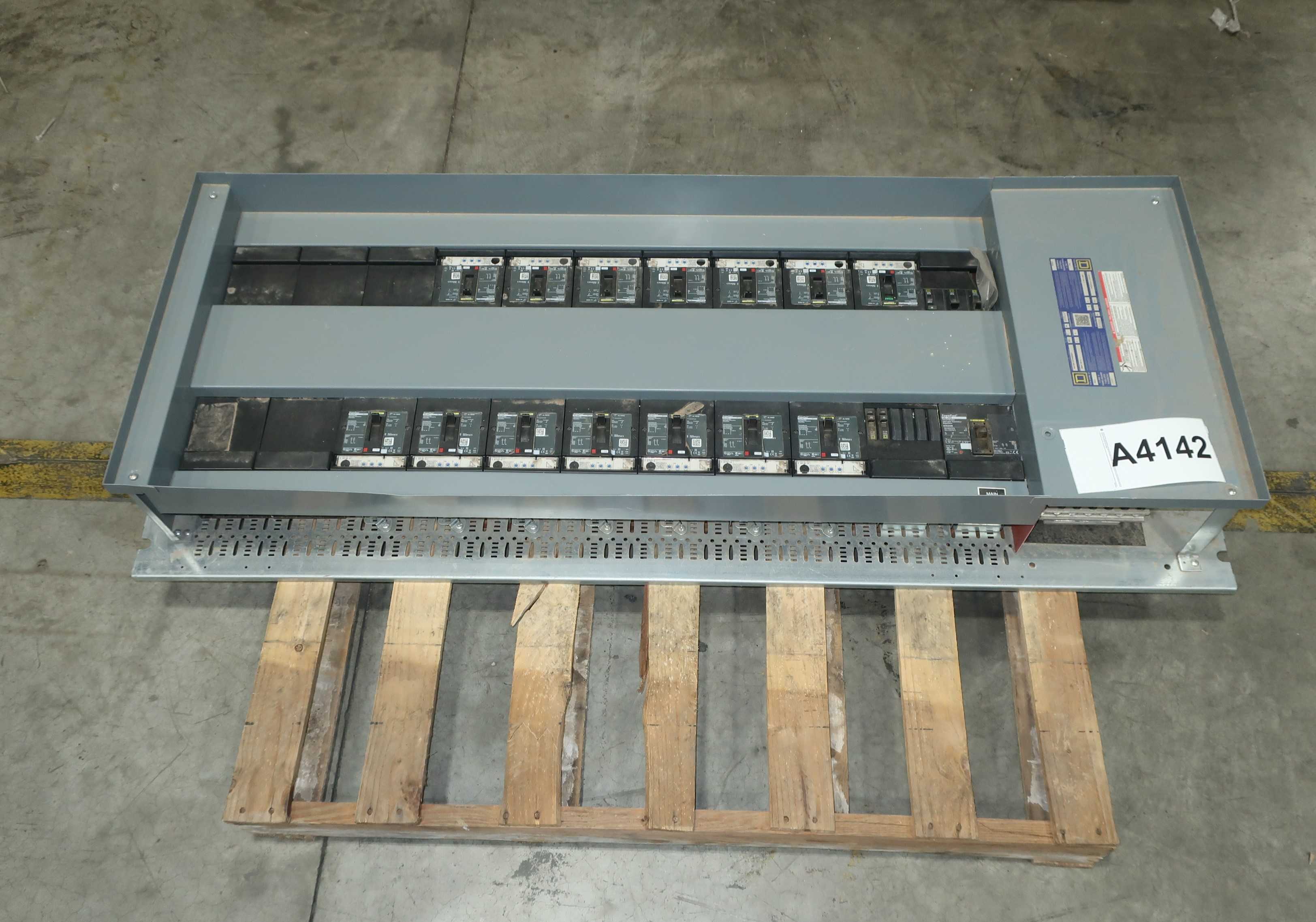 SQUARE D I LINE PANELBOARD, AMP- 200  VOLTS- 208Y/120V - PANELBOARDS