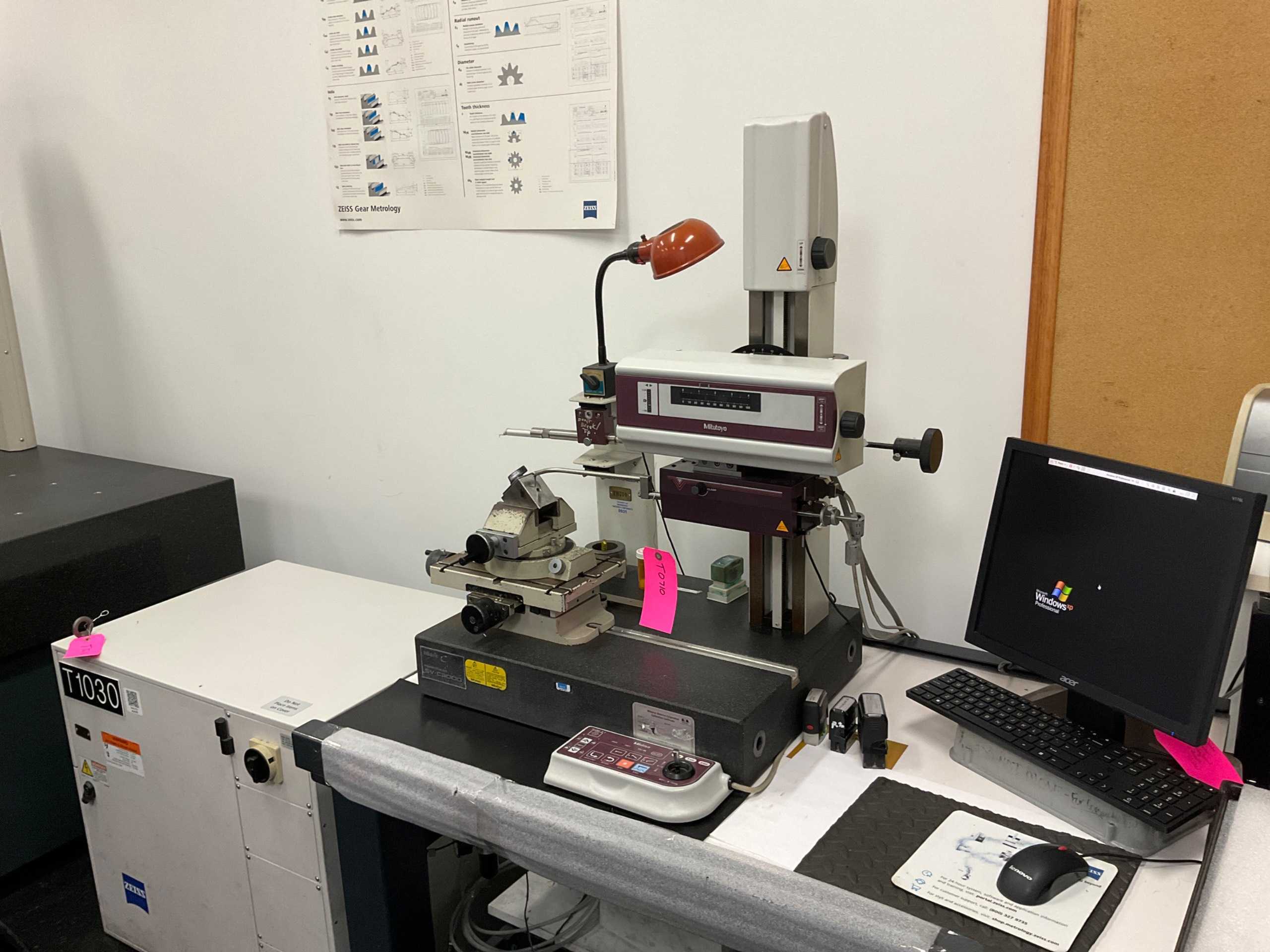 MITUTOYO SV-C3000 FORMTRACER - LAB & SCIENTIFIC