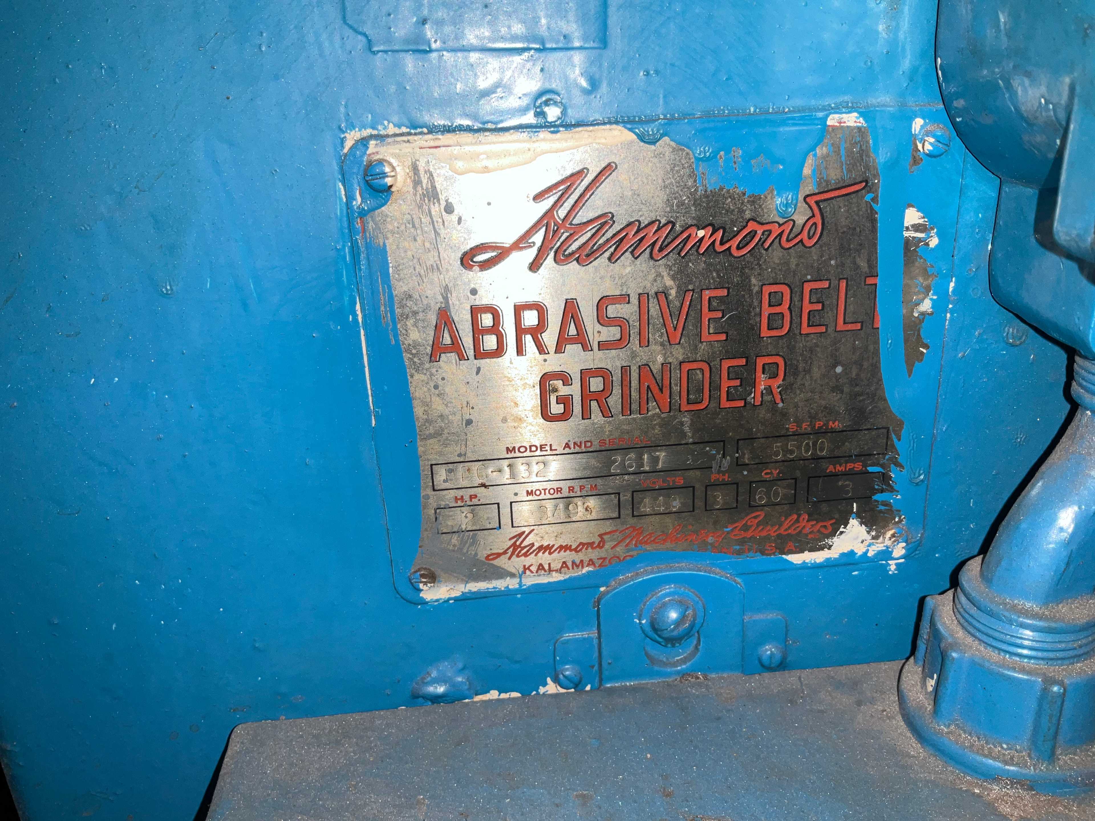 HAMMOND UBG-132 GRINDING MACHINE - GRINDING MACHINES