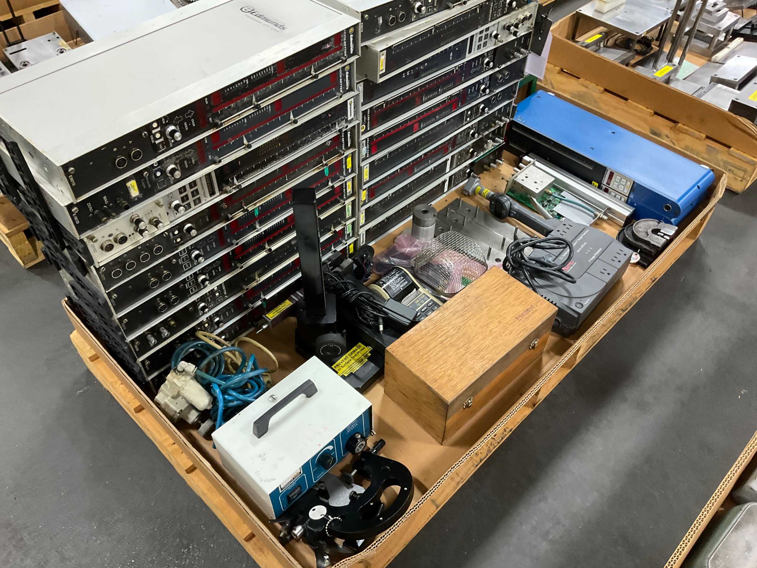 BULK QTY OF AUTOMATION & CONTROLS - AUTOMATION & CONTROLS