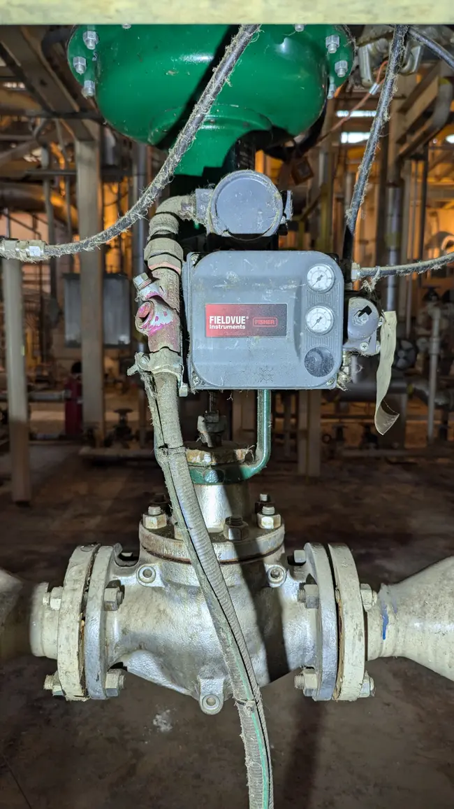 FISHER ET CONTROL VALVE & 657 ACTUATOR ASSEMBLY - undefined