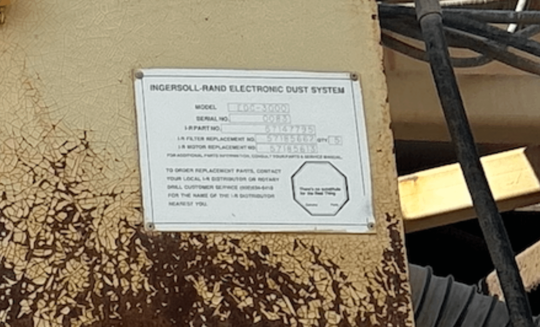 1995 INGERSOLL RAND DM45E DRILLING RIG - TRAILER MOUNTED EQUIPMENT