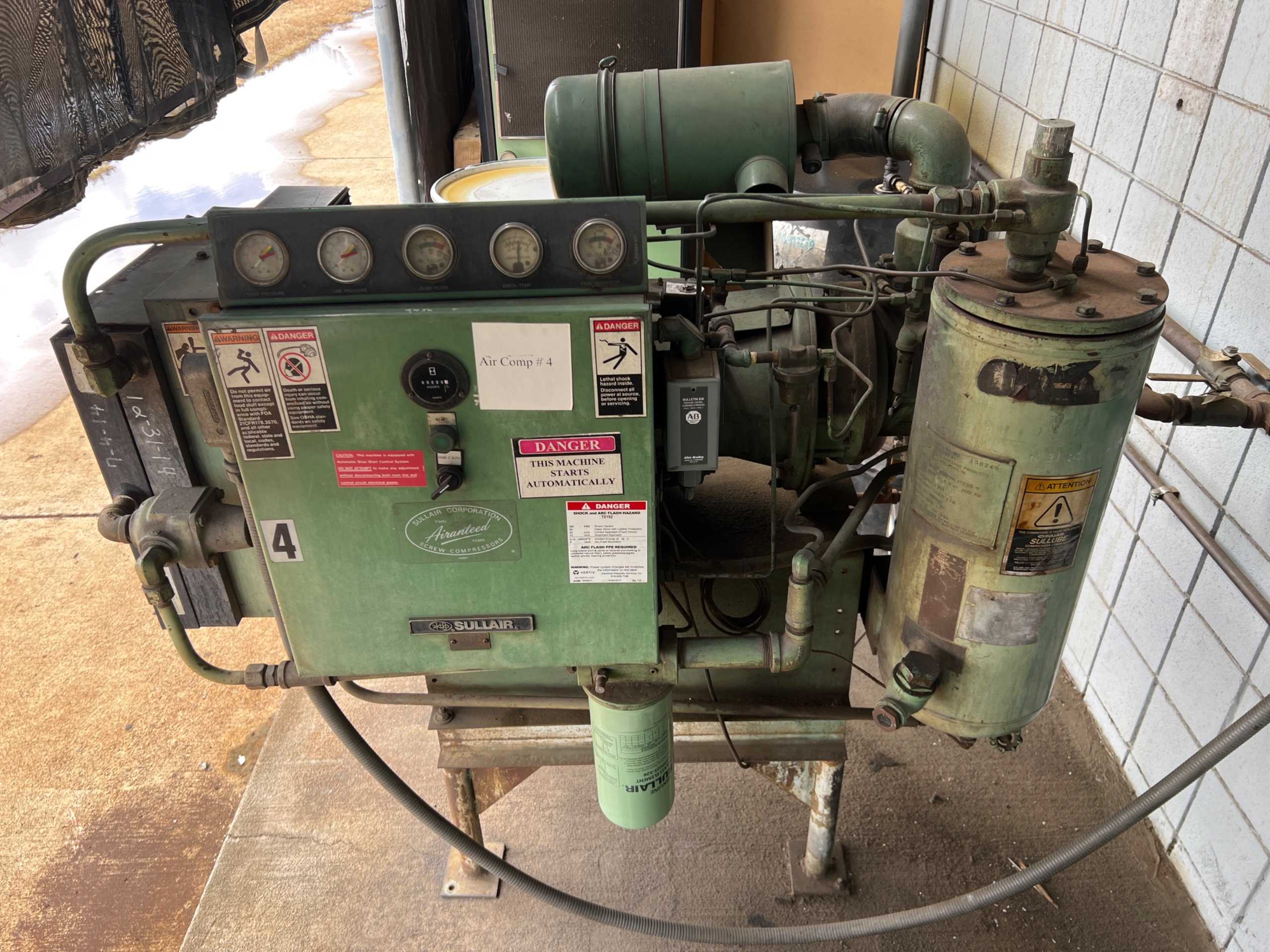 SULLAIR 10-40 AC/AC STATIONARY AIR COMPRESSOR - STATIONARY AIR COMPRESSOR